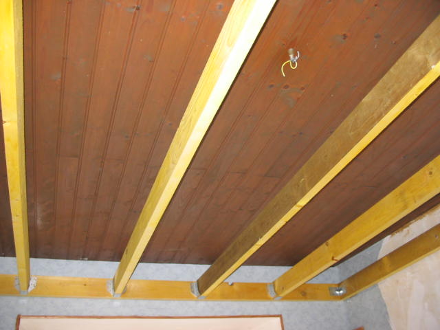 charpente bois faux plafond
